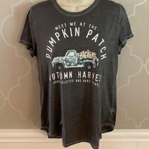 Maurice’s Graphic Fall T-shirt